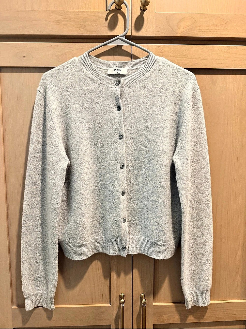 Aritzia Bare Cashmere Noteworthy Cardigan Gray